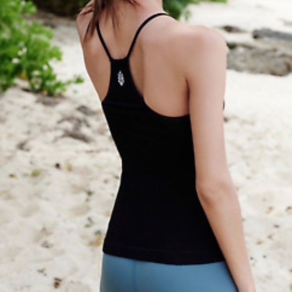 🆕Free People Black Ribbed Racer Tank - Picture 2 of 8